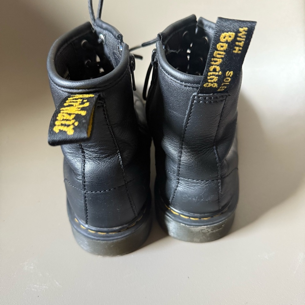 Black Side Zip / Lace up Dr. Martens Boots for Big Girl Size 4 - Picture 4 of 14